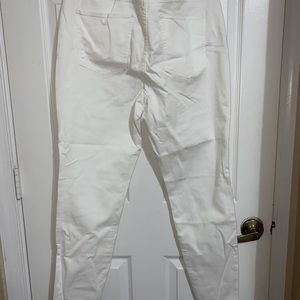 New York & Company white skinny jeans
